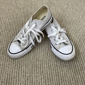 Grey converse